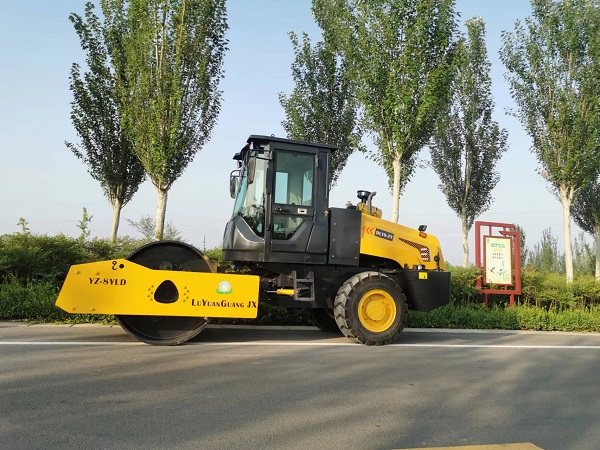 中小型壓路機(jī)的施工技巧有哪些？